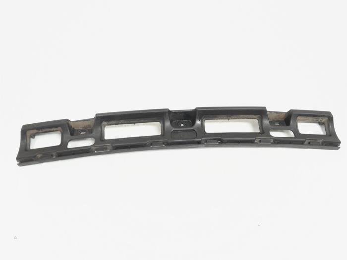 Cadre pare-chocs arrière d'un Volkswagen Scirocco, Volkswagen, -, 3 mois de garantie, Utilisé