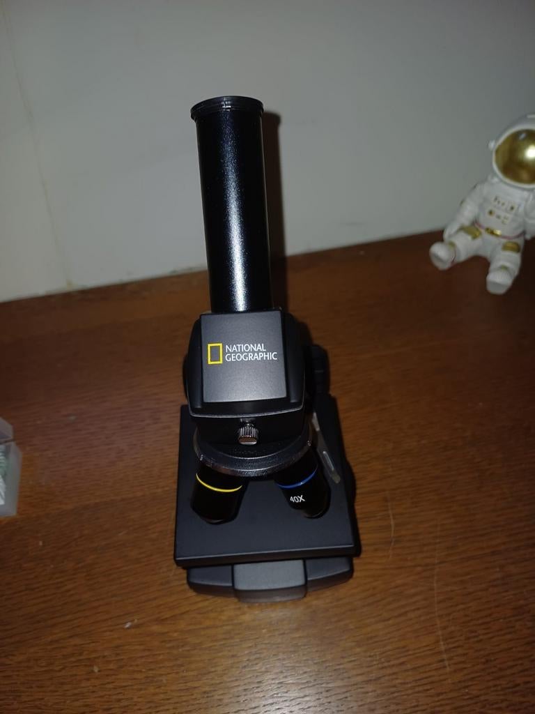 Mouillé. Géographie. Microscope 40x - 1280x avec support pou, Enlèvement