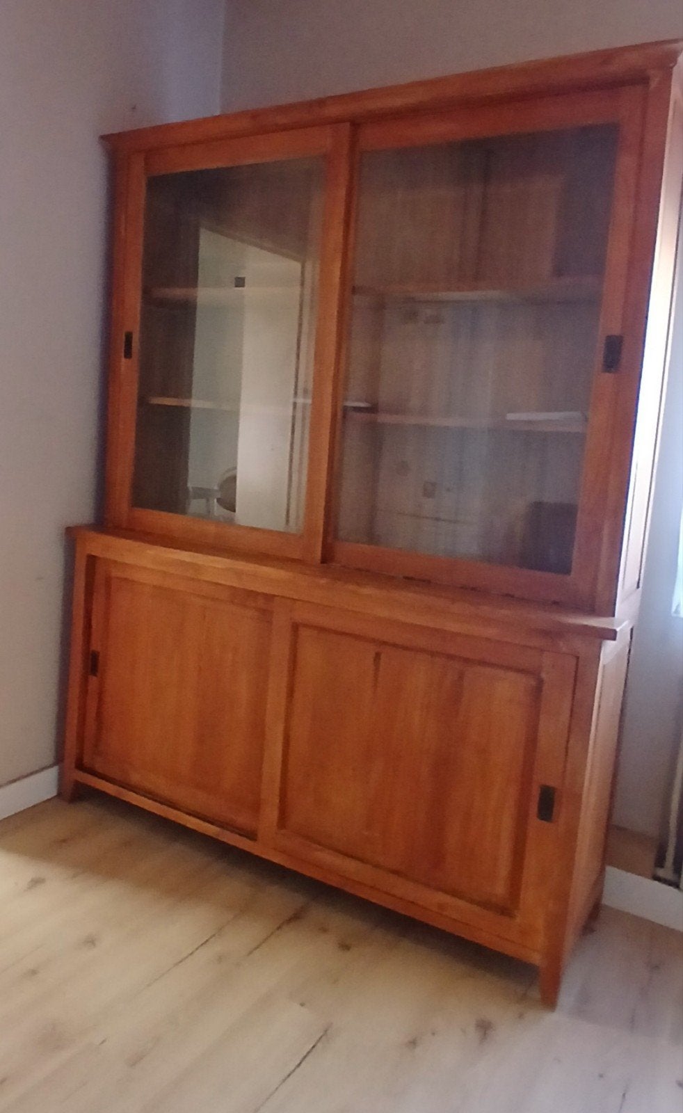 Belle vitrine et buffet en teck massif, Maison & Meubles, Enlèvement