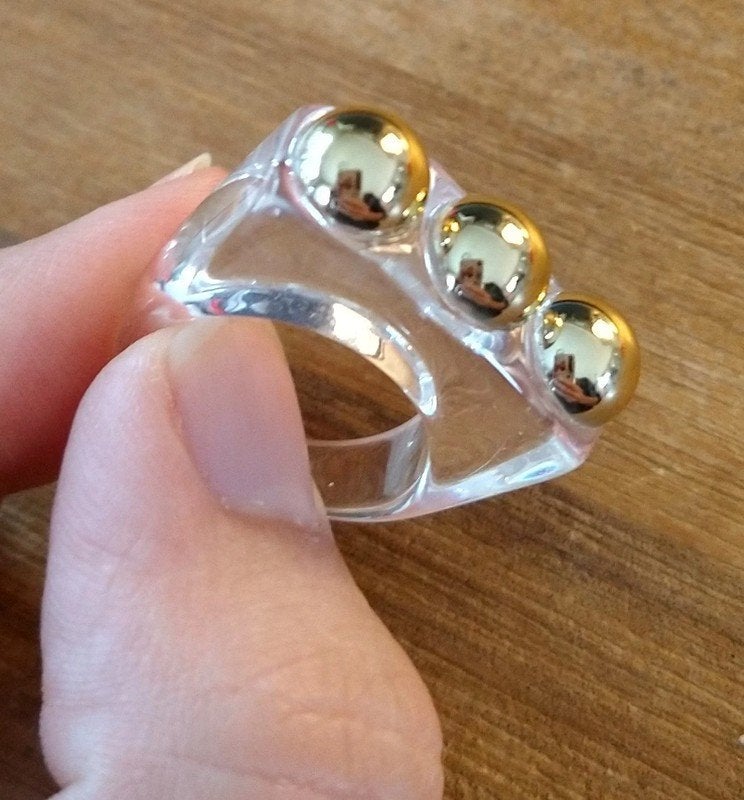 Nieuwe ring, Verzenden