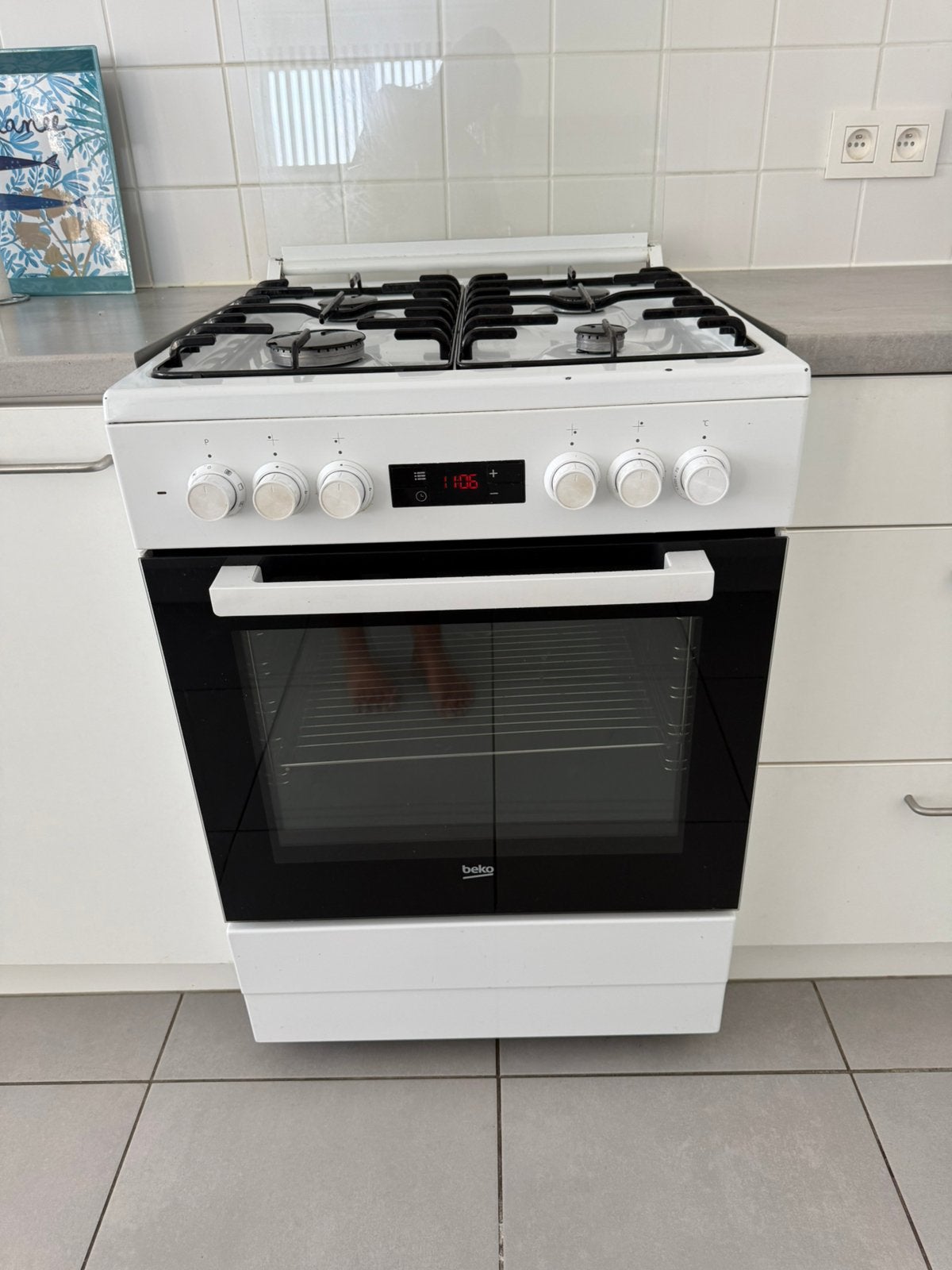 Fornuis gas + elektrisch, Ophalen, Gebruikt, Gas, 4 kookzones