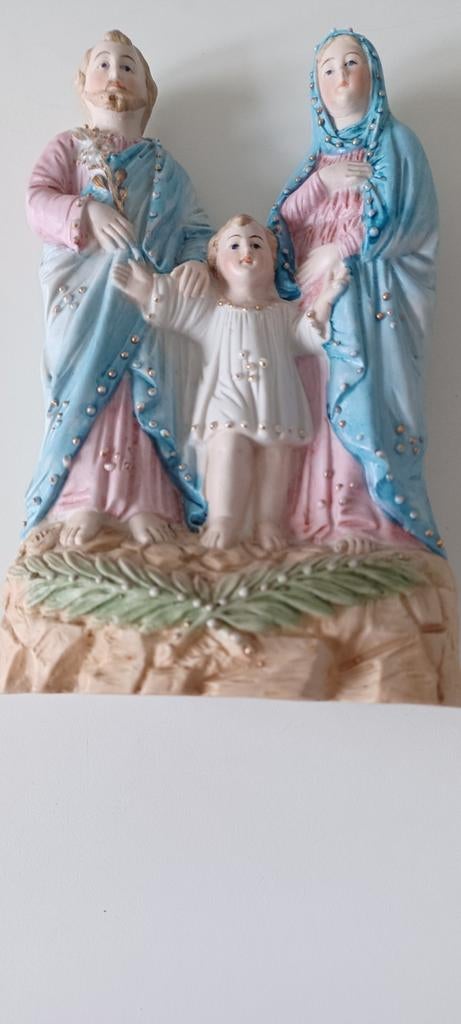 Statue de famille en biscuit, Enlèvement ou Envoi