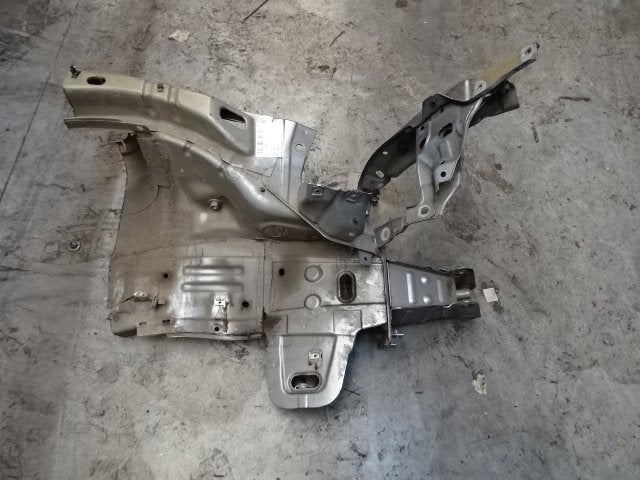PARE BOUE AVANT DROIT Opel Astra H (L69) (01-2007/05-2014), Garde-boue, Opel, Opel Automobile GmbH, Utilisé