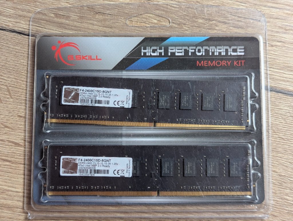 G.Skill 8GB DDR4-2400 kit (2x4GB) — ONGEBRUIKT, Neuf, Enlèvement ou Envoi, DDR4, Desktop