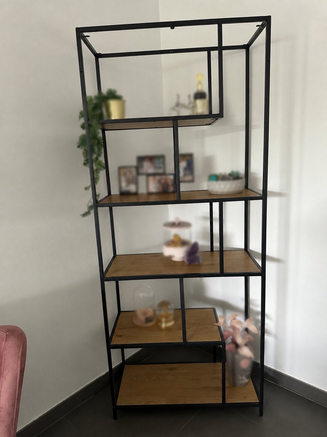 Metalen frame kast – zwart met houtlook, Ophalen, Zo goed als nieuw