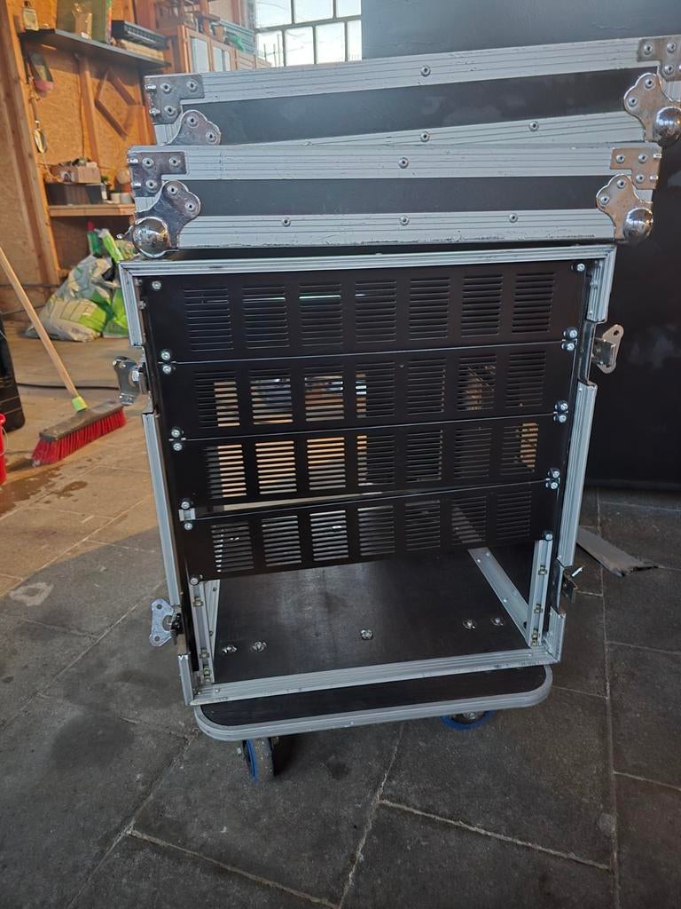 19 inch rack, Dieren en Toebehoren, Ophalen