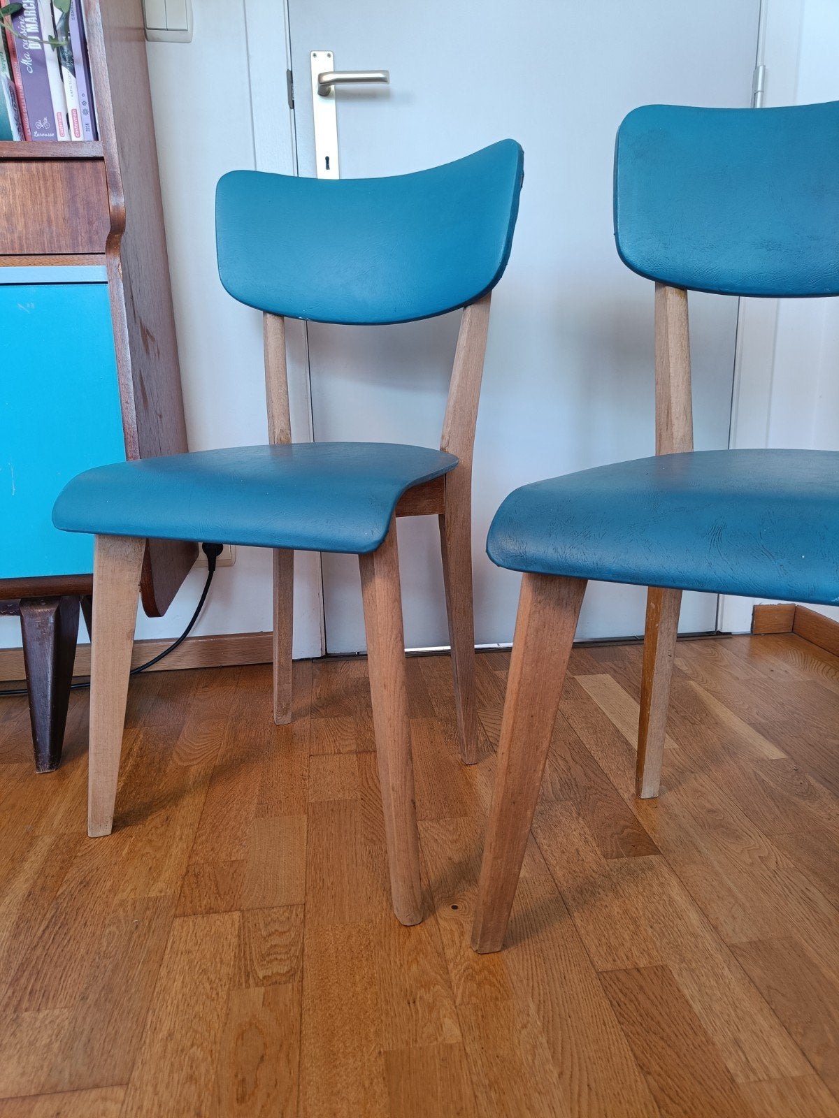 Chaises vintage bleues, Enlèvement