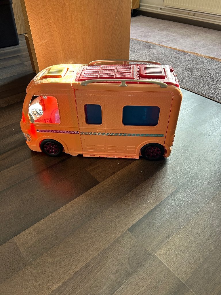 Camping car Barbie, Kinderen en Baby's, Ophalen, Gebruikt, Barbie
