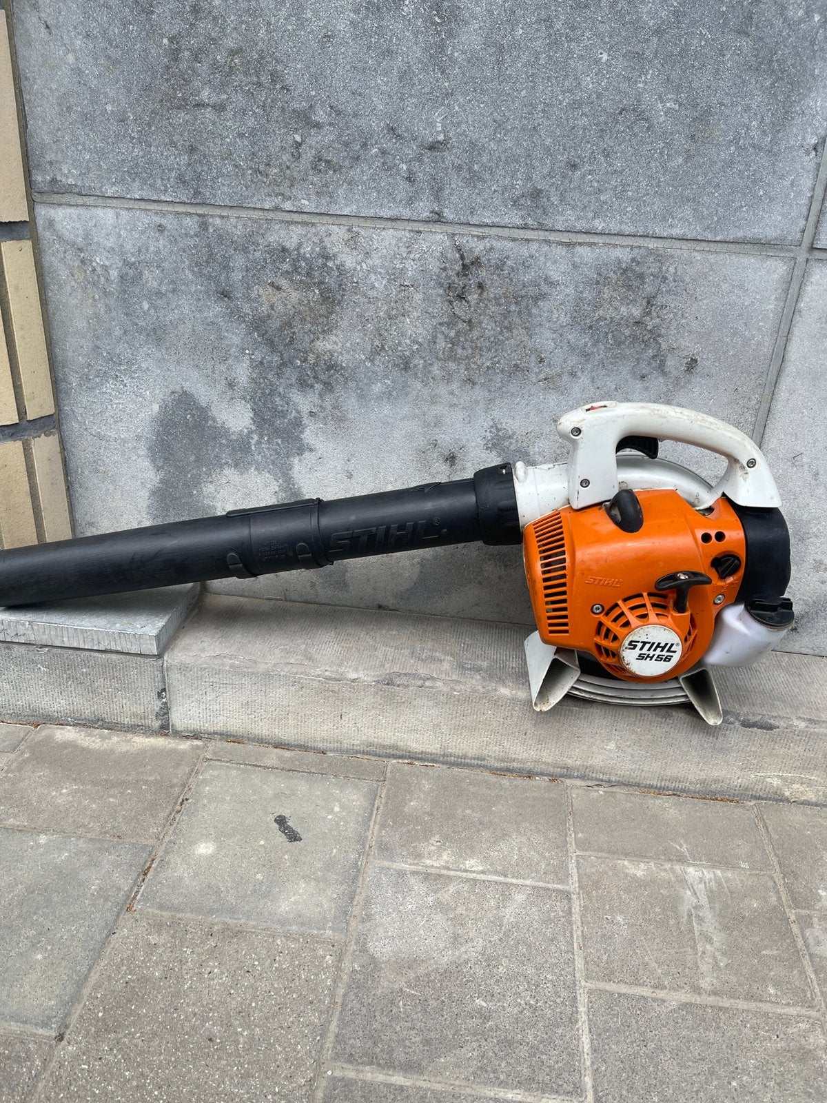 Souffleur de feuilles STIHL BG 56, Jardin & Terrasse, Souffleurs de feuilles, Comme neuf, Essence, Enlèvement ou Envoi