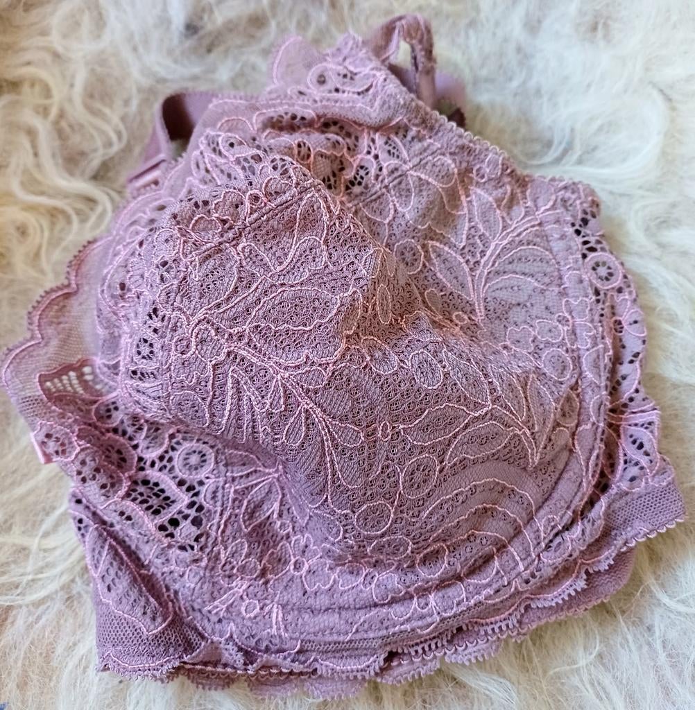 Lila BH Triumph, Kleding | Dames, Ondergoed en Lingerie, Triumph, Ophalen of Verzenden, Paars, BH