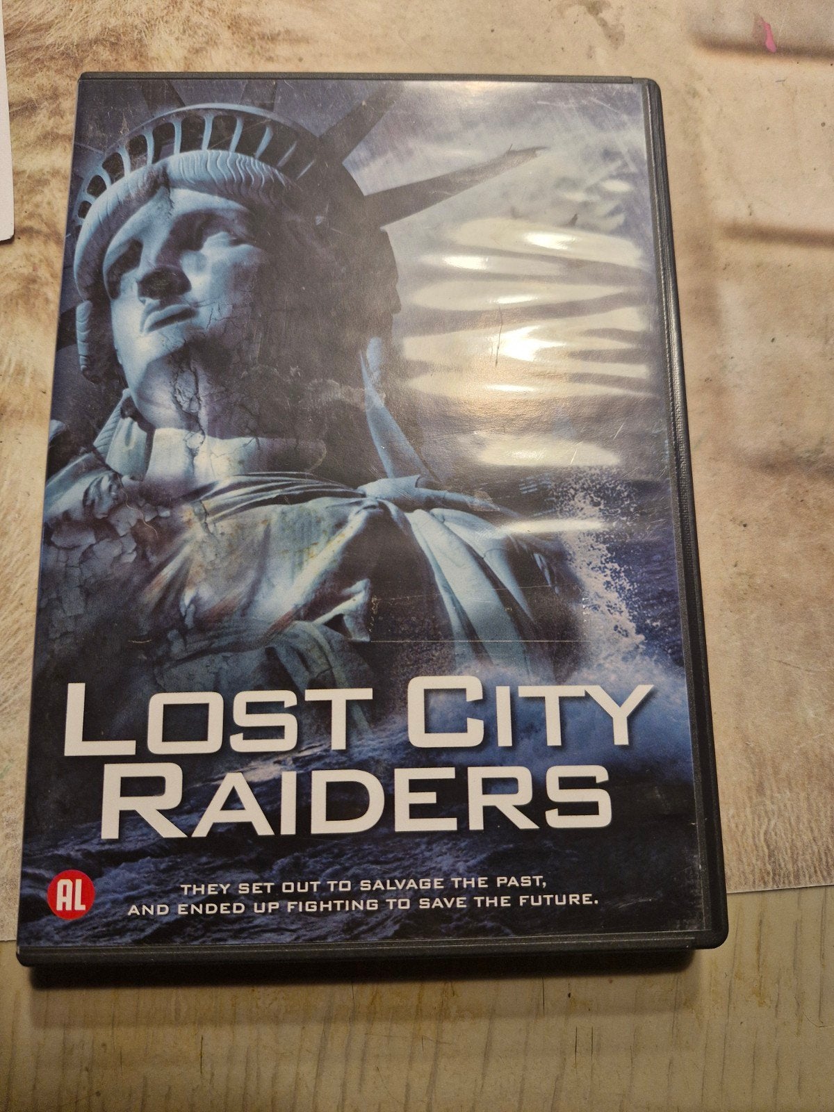 list city raiders, Ophalen of Verzenden, Gebruikt, Engels, Nederlands