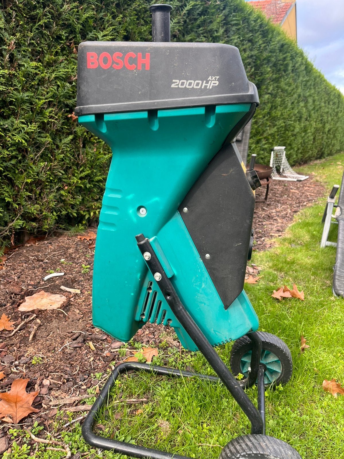 Bosch 2000hp - gratis, Tuin en Terras, Ophalen, Zo goed als nieuw