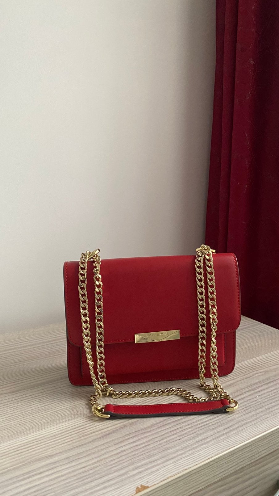 Michael Kors Schoudertasje, Handtassen en Accessoires, Verzenden, Nieuw, Rood, Schoudertasje