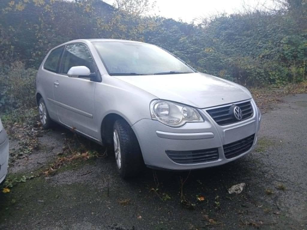 VW Polo 1.2i Essence à que 120.000km avec Airco Moteur Nikel, Achat, Entreprise, Boîte manuelle, Noir