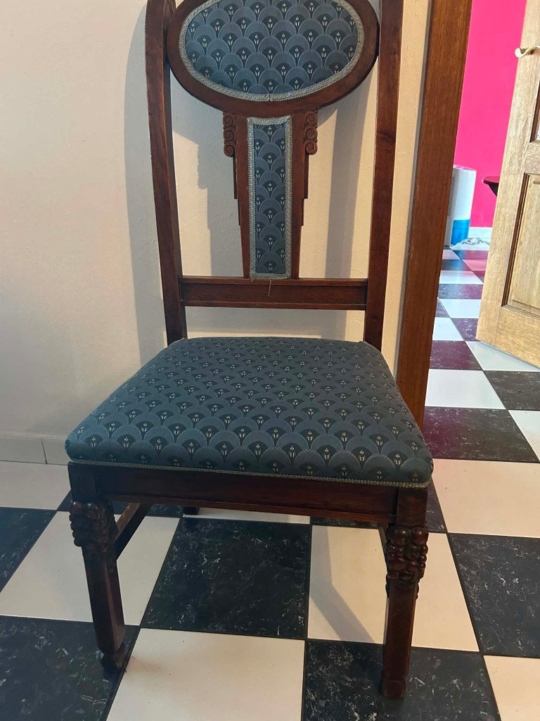Stoelen, Ophalen