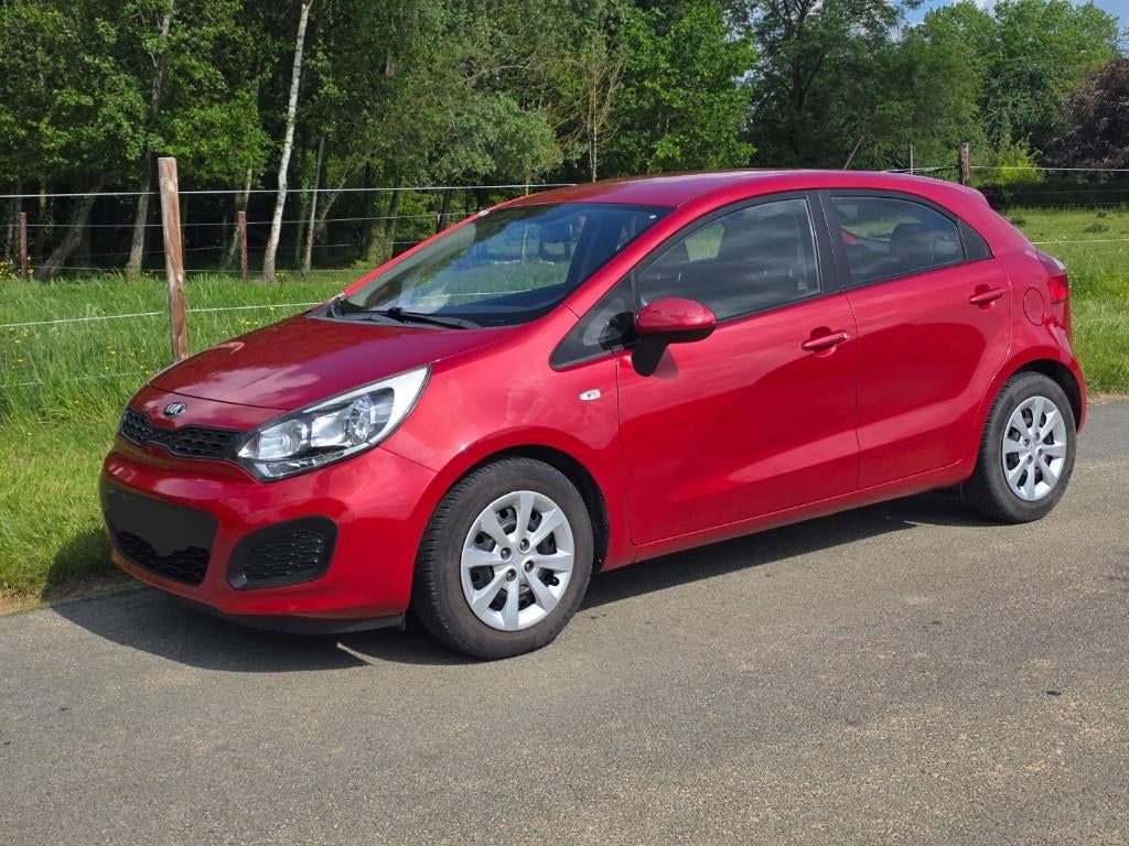 Kia Rio, Autos, Rouge, Euro 5, Achat, Boîte manuelle