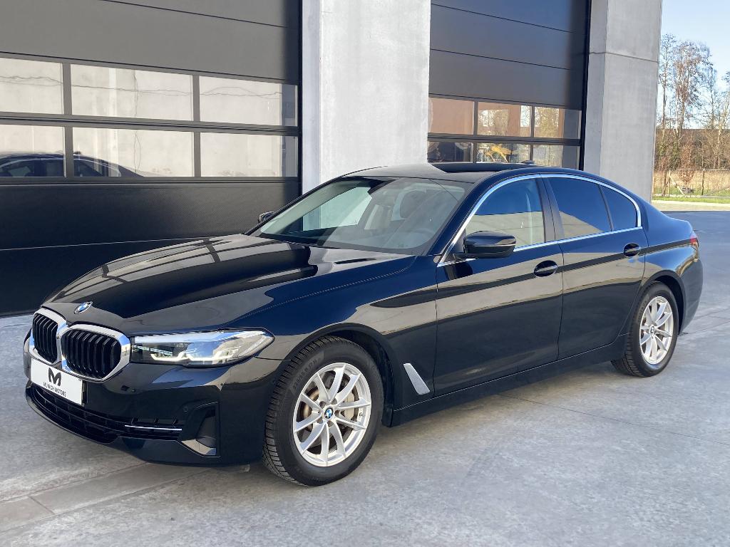 BMW 530i A Berline/Sportzetels/Leder/Camera/2 Jaar Garantie, Auto's, BMW, Automaat, 1998 cc, Achterwielaandrijving, Skiluik