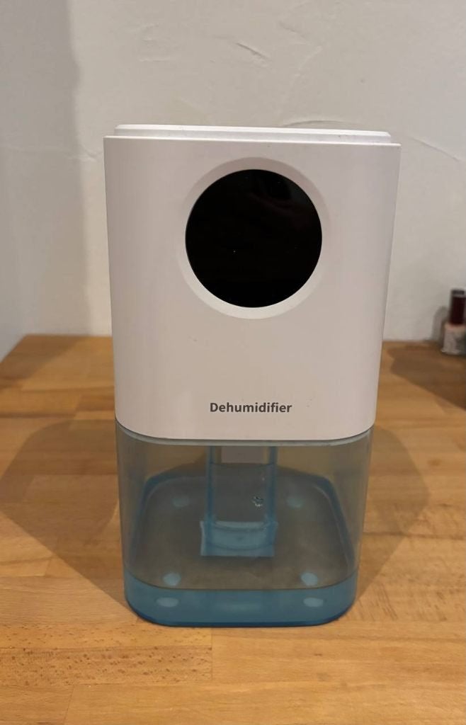 Mini luchtontvochtiger, Enlèvement, Utilisé, Déshumidificateur