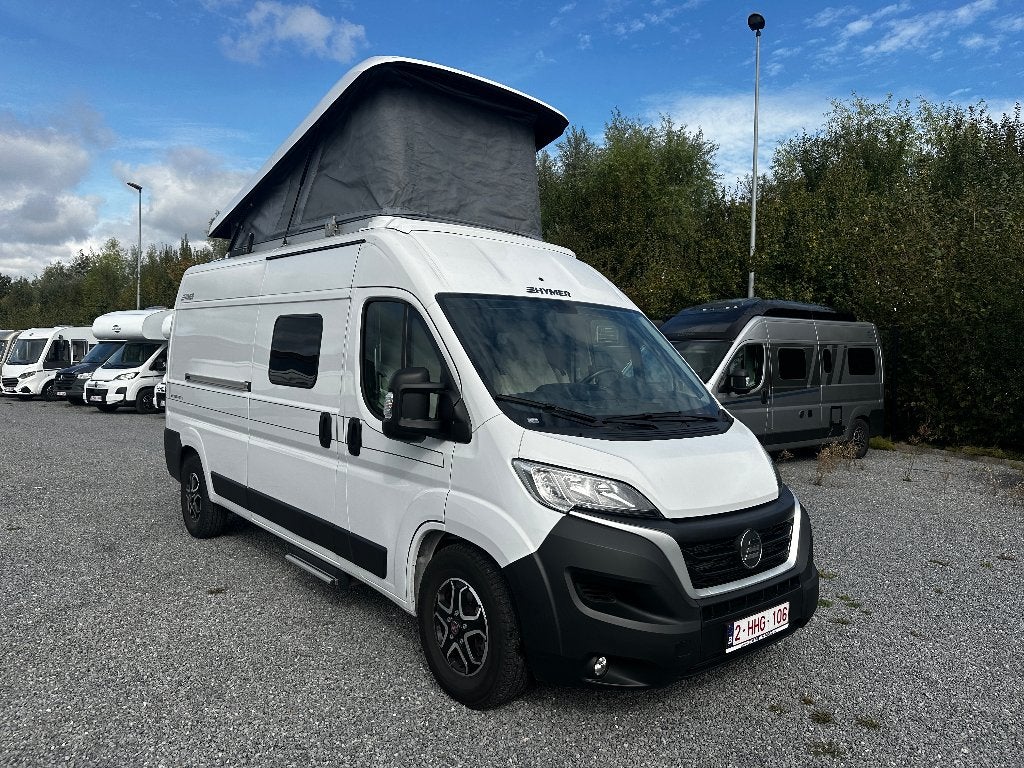 Hymer Eriba Yosemite lengtebedden slechts 6m Fiat  180 pk, Caravanes & Camping, Jusqu'à 4, Isolation hivernale, Fiat, 5 à 6 mètres