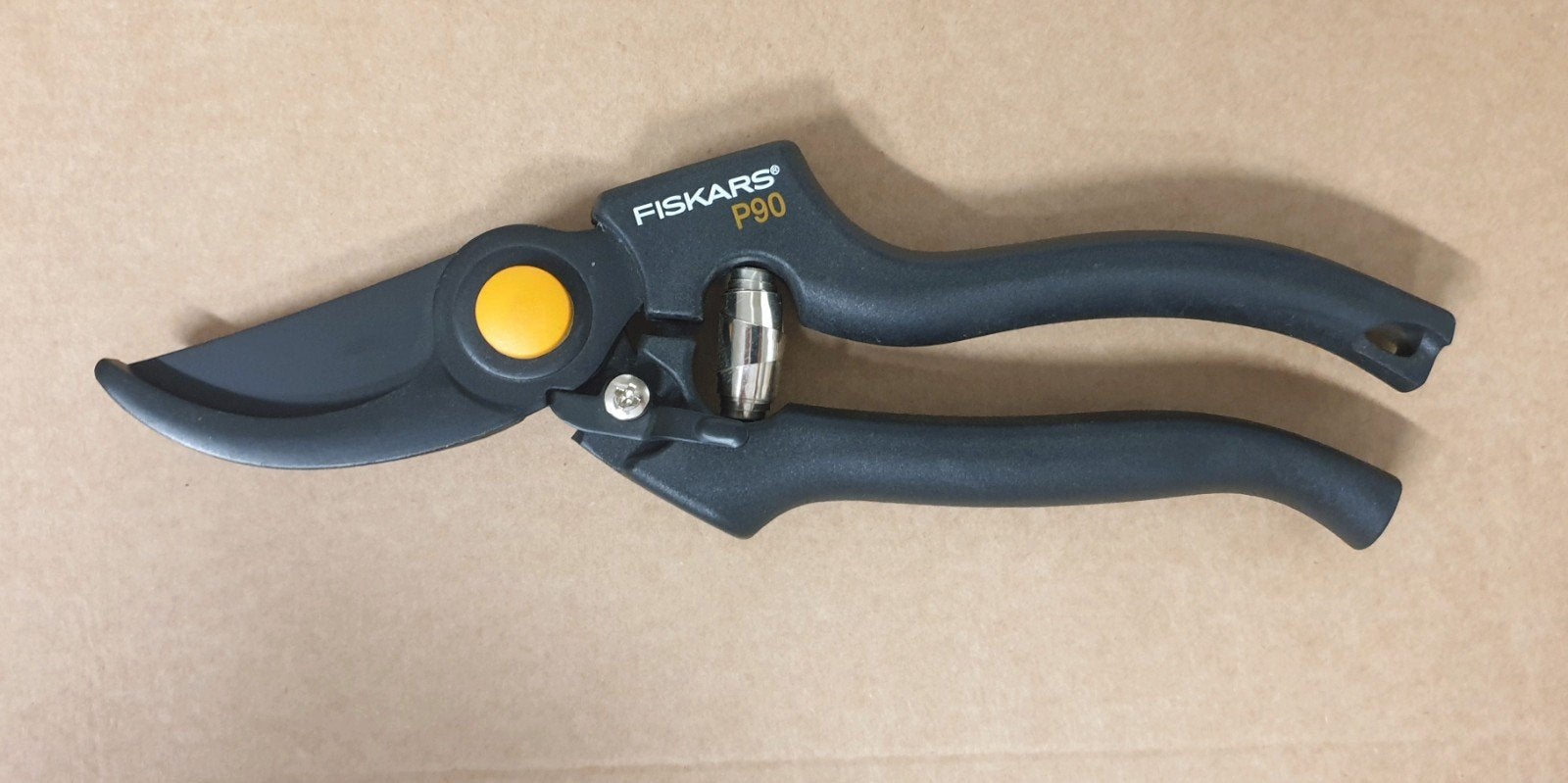 Fiskars p90 non utilisé, Enlèvement ou Envoi