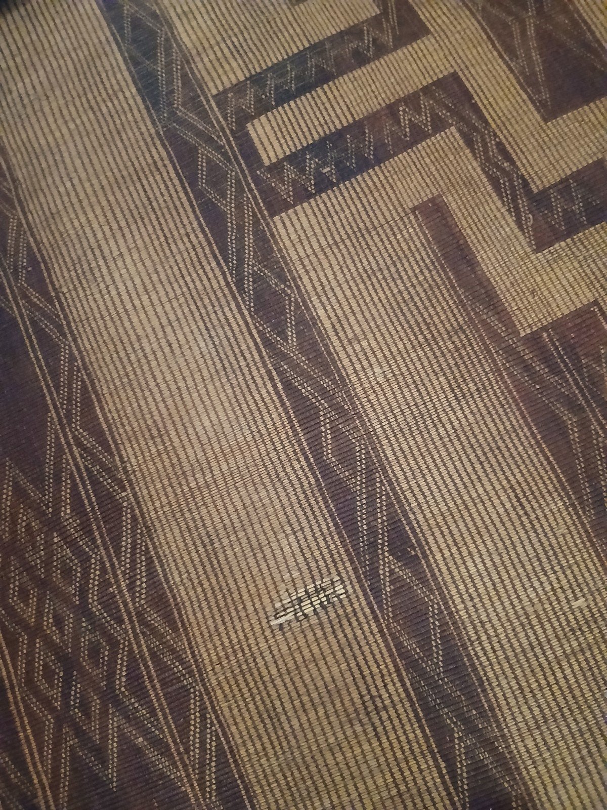Tapis nomade en cuir Mauretanie., Enlèvement