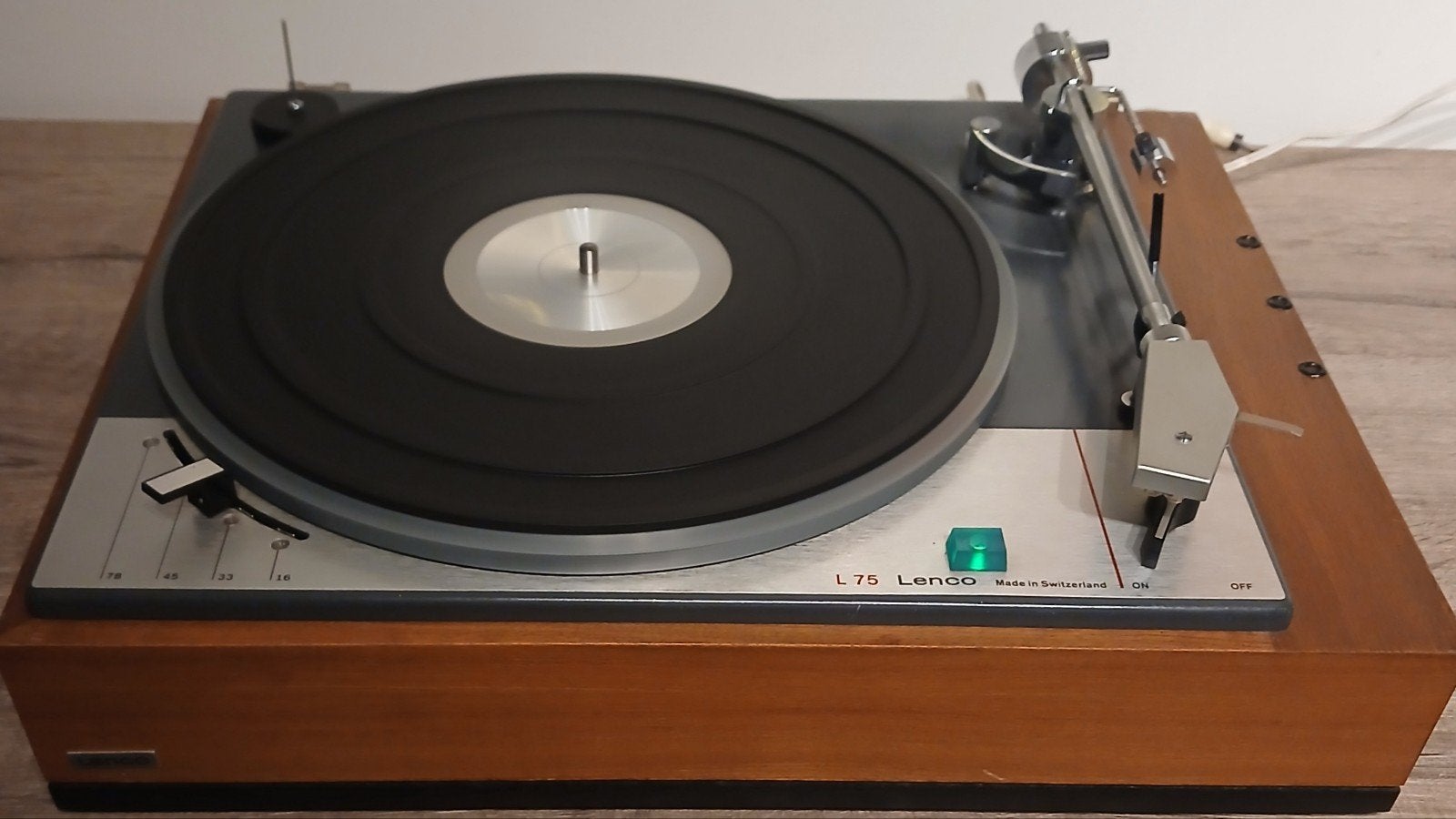Klassieke Lenco L75 Platenspeler (Zwitserse kwaliteitsbouw), Enlèvement
