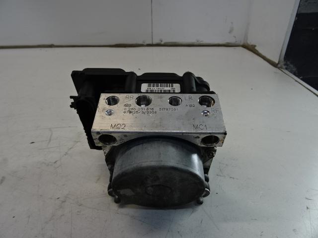ABS POMP Fiat Grande Punto (199) (01-2005/06-2013), Gebruikt, Fiat