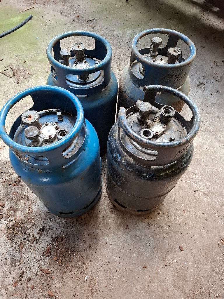 4x LPG Gasflessen met vulaansluiting & niveaumeter, Caravans en Kamperen, Ophalen, Gebruikt