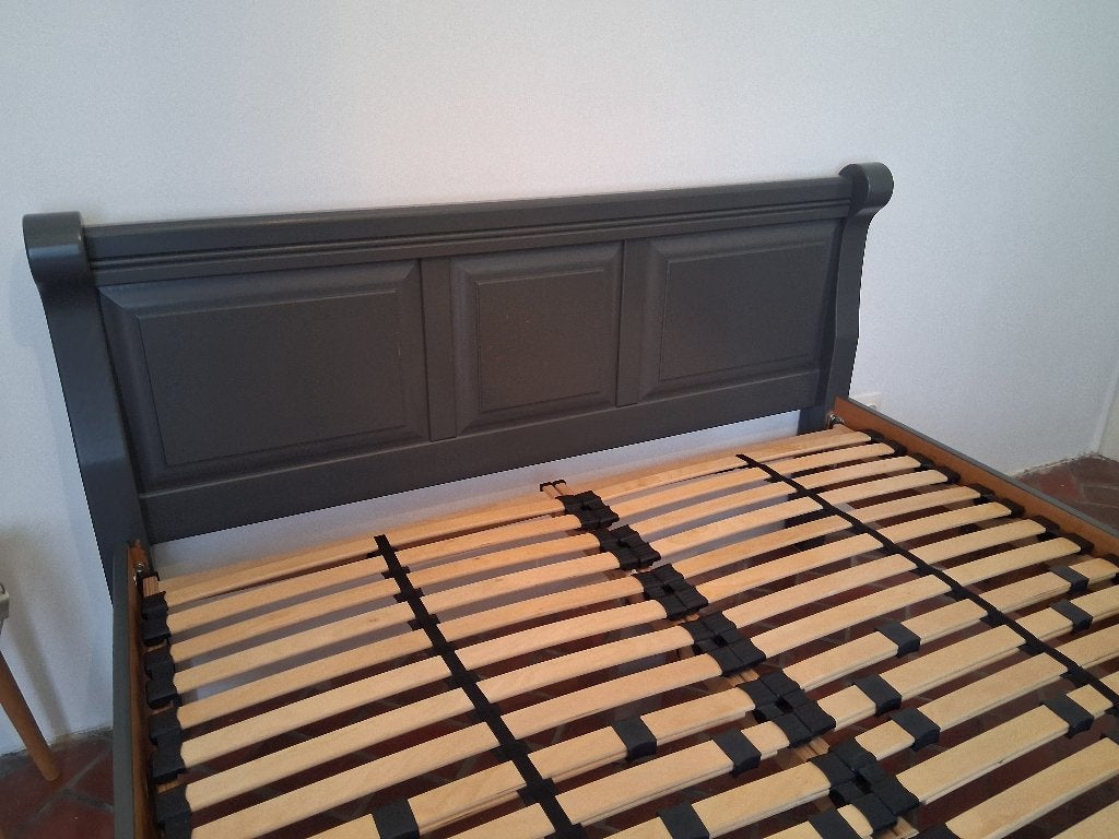 Mooi grijs houten bed 1m40, Huis en Inrichting, Slaapkamer | Bedden, Ophalen, Gebruikt, Klassiek, 140 cm
