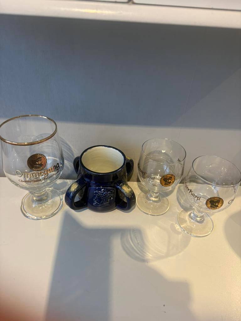 3 verres et une chope CHARLES QUINT en grès, Enlèvement ou Envoi, Comme neuf