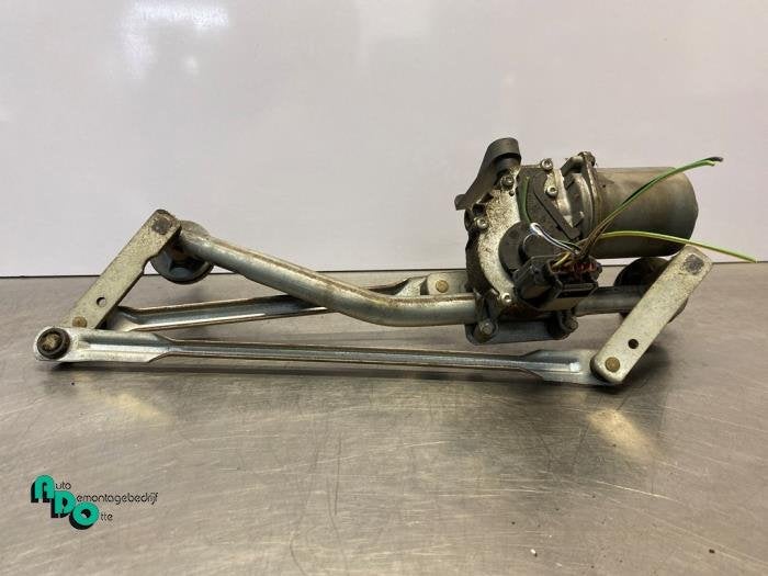 Moteur + mécanique essuie-glace d'un Ford Fiesta (Fiesta 05, Autos : Pièces & Accessoires, -, 3 mois de garantie, -, -