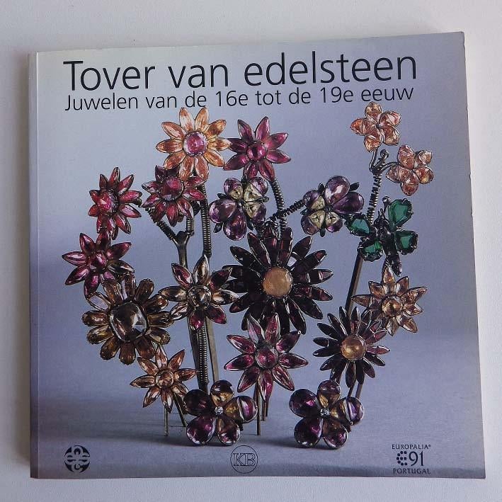 Tover van Edelsteen., Boeken, Ophalen, Zo goed als nieuw