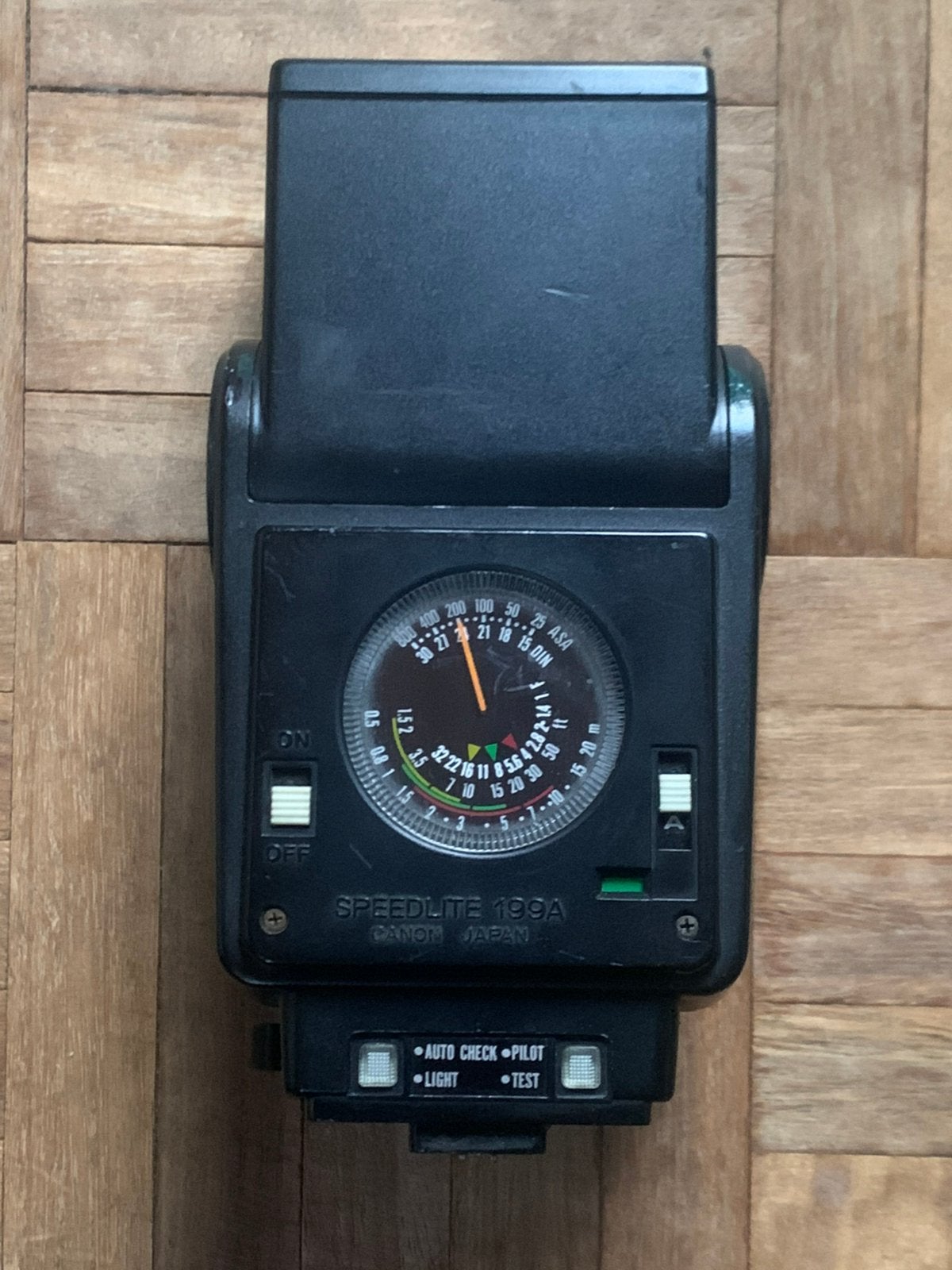 Flash Canon Speedlite 199A., Audio, Tv en Foto, Foto | Flitsers, Canon, Externe flitser, Ophalen of Verzenden, Gebruikt