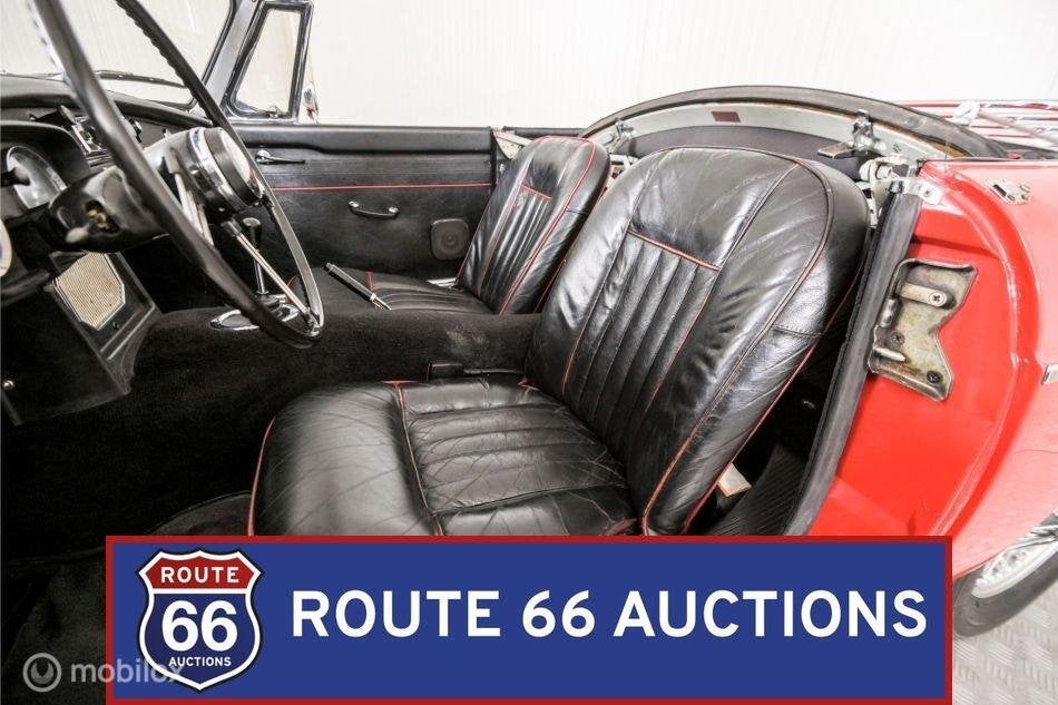 MG MGB Cabriolet | 1966 | Route 66 Auctions, Auto's, Oldtimers, Zwart, Bedrijf, Handgeschakeld, Overige carrosserie
