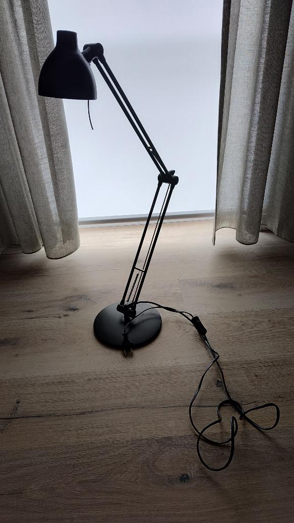 Bureaulamp, Enlèvement, Utilisé