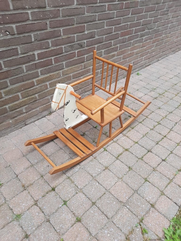 schommelpaard, Ophalen, Gebruikt