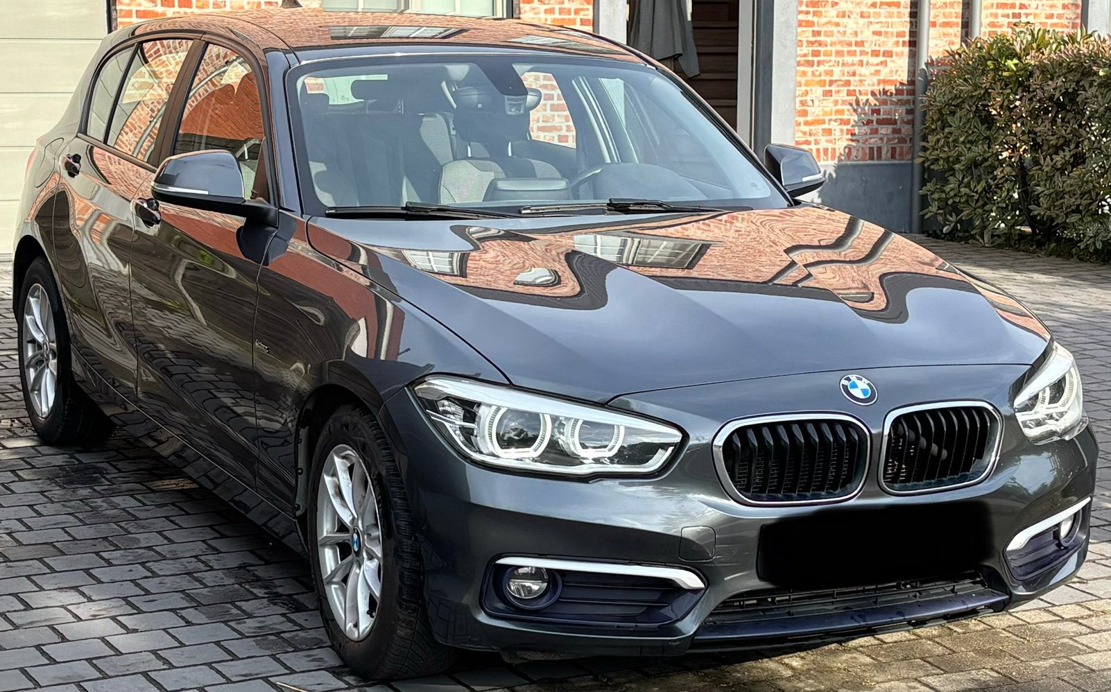 BMW 116i - benzine - gekeurd - goede staat, Auto's, Handgeschakeld, 5 deurs, Particulier, Zilver of Grijs