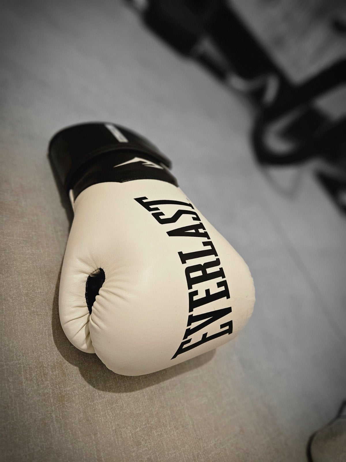 Gants de boxe EVERLAST, Enlèvement, Gants de boxe