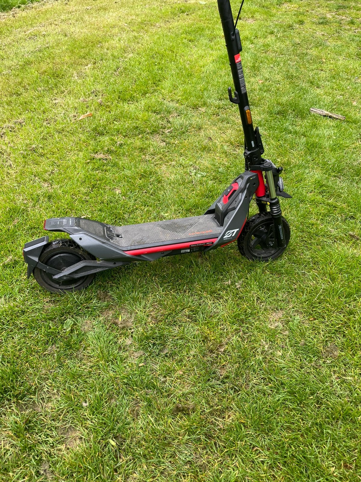 Segway ZT3, zwart/rood, Enlèvement, Comme neuf, Step électrique (E-scooter)