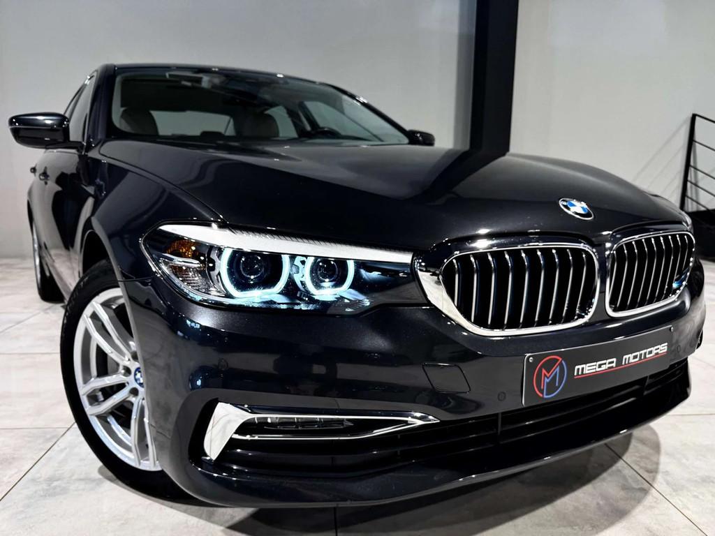 BMW 5 Serie 530 eAS 252CV iPERFORMANCE BAUTO8 CUiR NAVi ViRT, Autos, BMW, Entreprise, Achat, Série 5, Airbags, Air conditionné