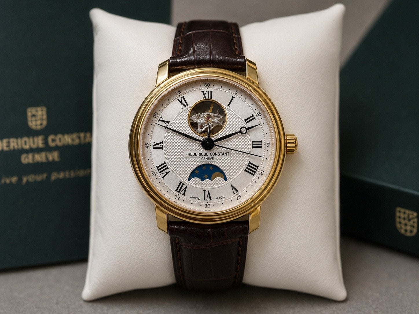 Frédérique Constant Heart Beat Moonphase Automatic– Full Set, Handtassen en Accessoires, Overige merken, Leer, Verzenden, Polshorloge