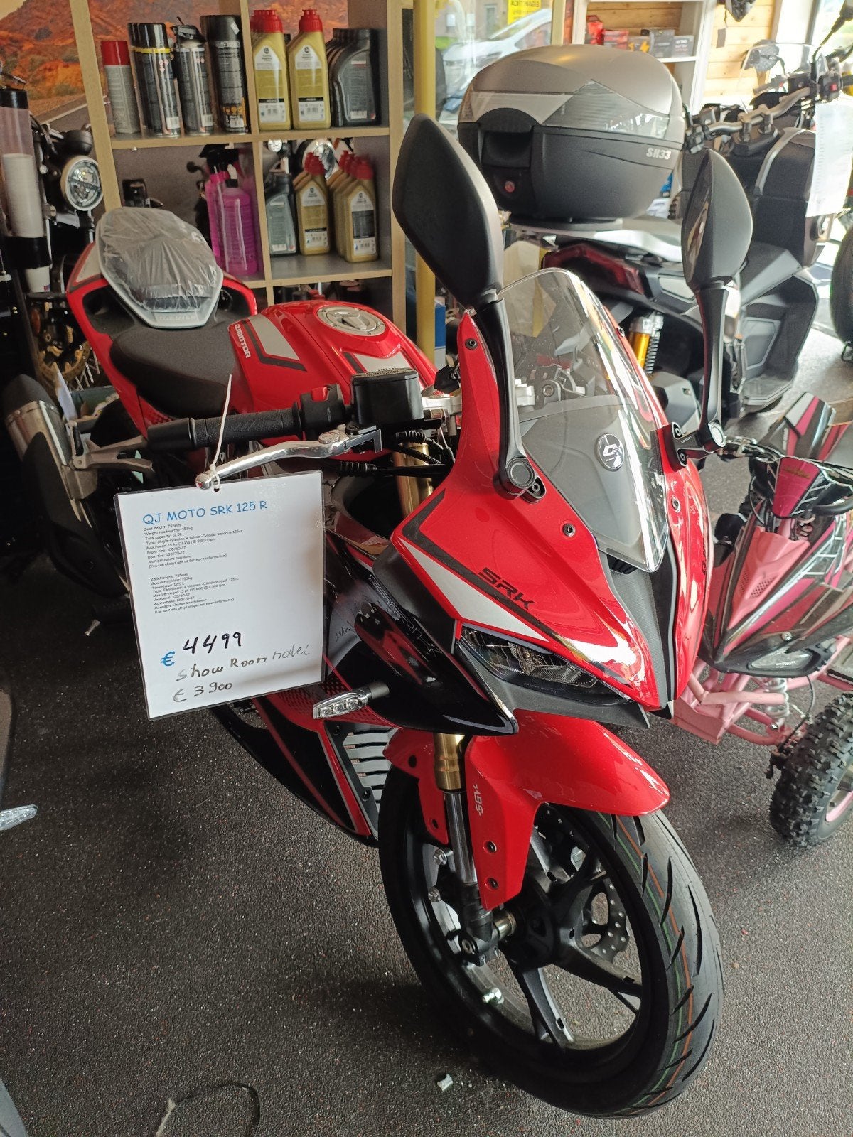 qj 125 srk opruiming showroom, 11 kW of minder, Sport, Particulier