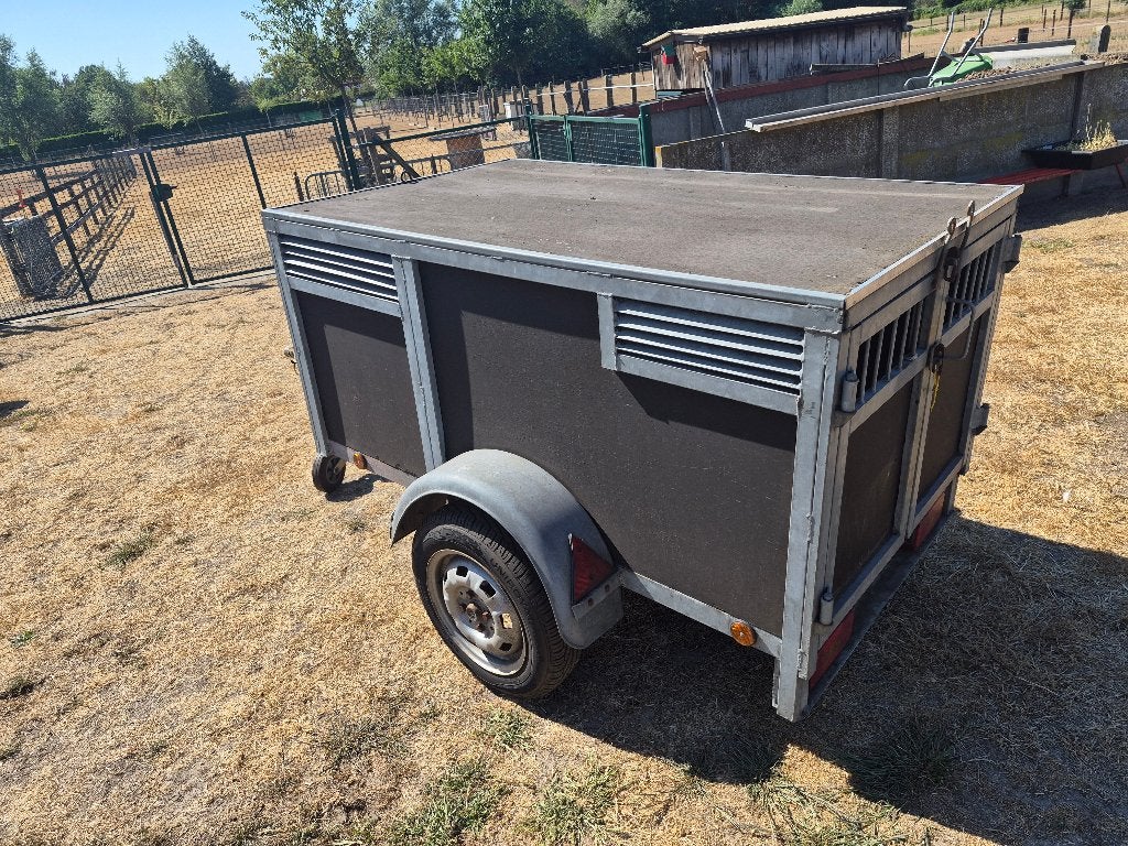 aanhangwagen voor dieren, Enlèvement, Utilisé