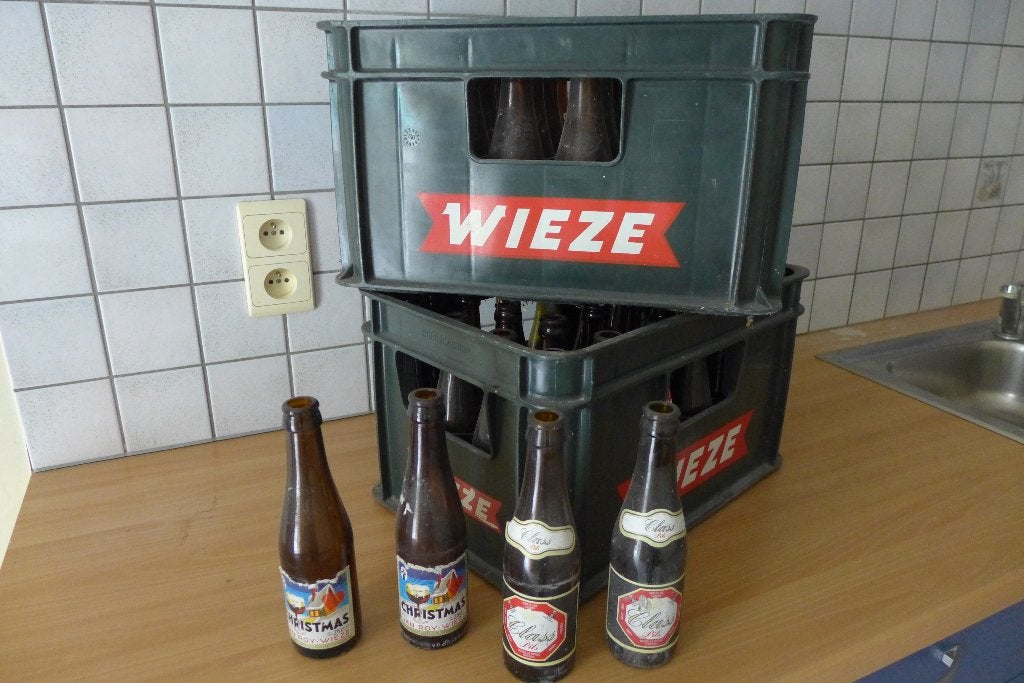 Wieze bierbakken kunststof, Enlèvement, Utilisé, Bouteille(s), Autres marques
