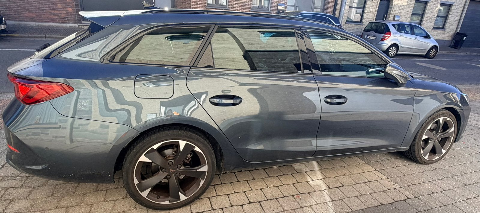 Cupra leon, Auto's, 1498 cc, 4 cilinders, Leder en Stof, Te koop