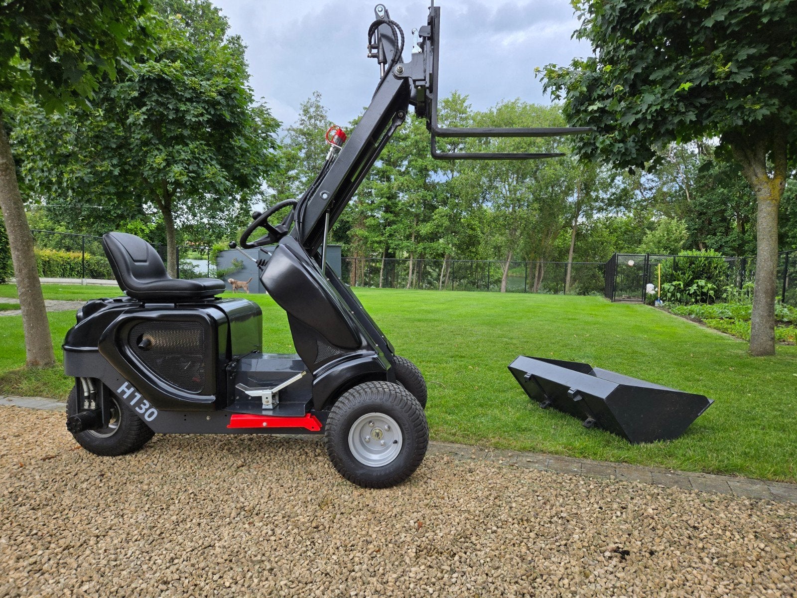 Héraclès H130, Jusqu'à 1 000 kg, Enlèvement, Terrain accidenté, Essence