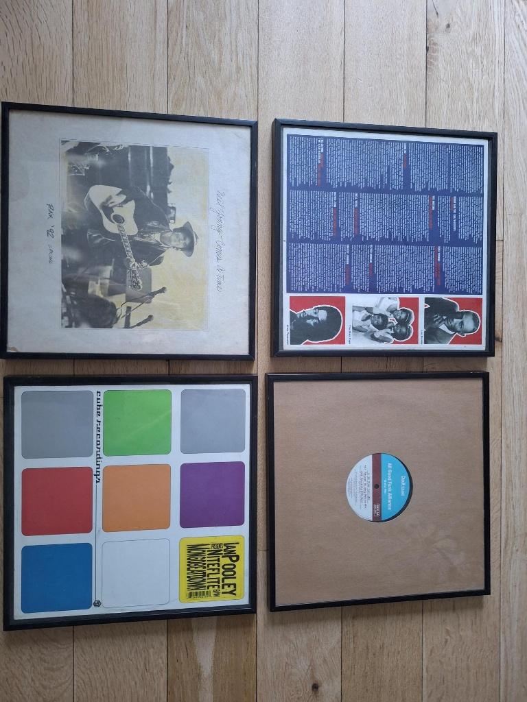Cadre vinyle, Enlèvement, Comme neuf, Noir, Métal