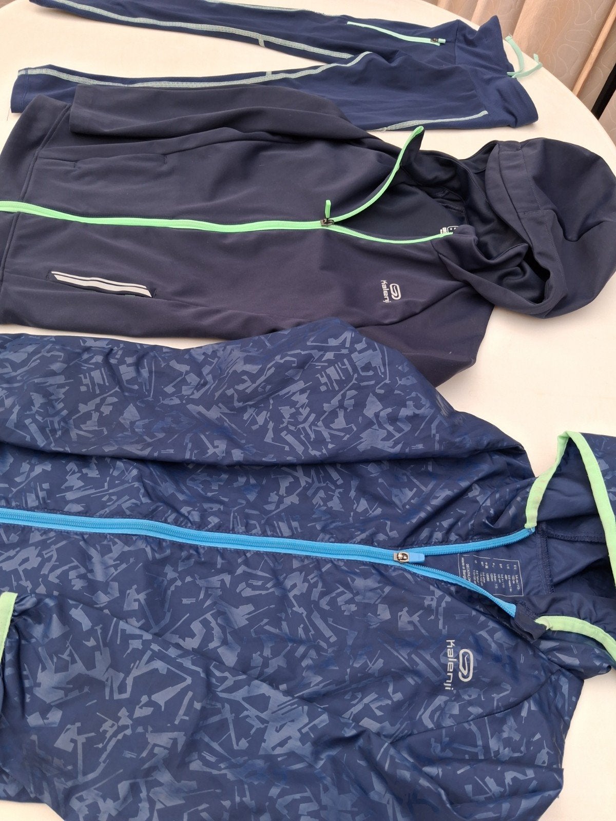 Sportkledy broek, jas en regenjas 6 tot 8 jaar, Enfants & Bébés, Accessoires de mode pour enfants, Enlèvement