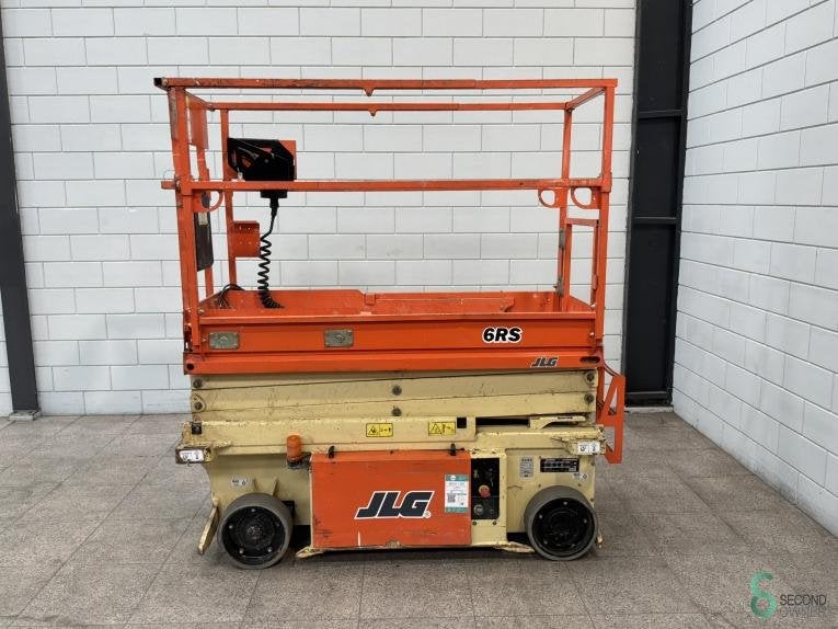 JLG