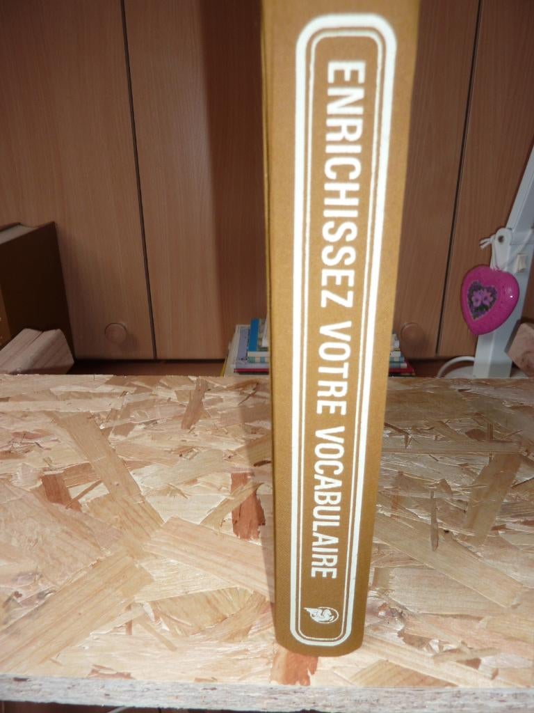 Livre Enrichissez votre vocabulaire, Livres, Enlèvement, Comme neuf, Autre